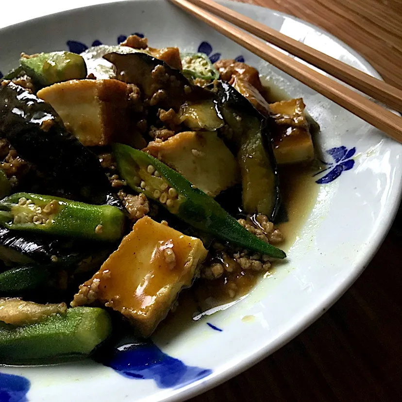 麻紀子さんの料理 夏野菜と厚揚げのカレーそぼろ煮|kayoさん