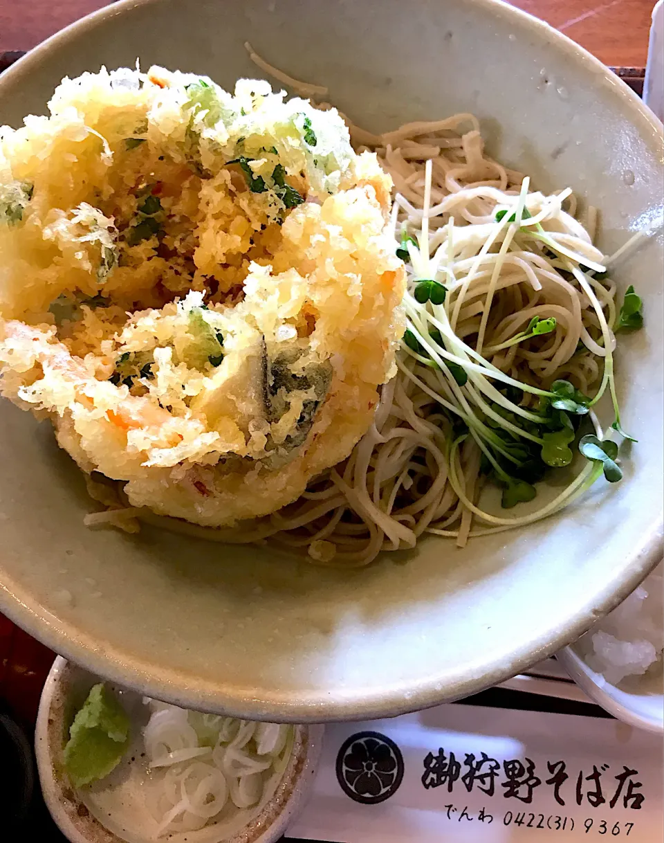 Snapdishの料理写真:かき揚げ冷し蕎麦|シュトママさん