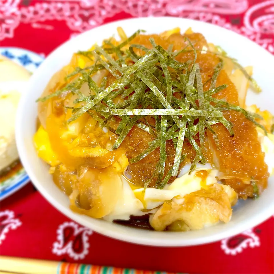 今日の夕飯☆ハーフかつ丼|琥珀さん