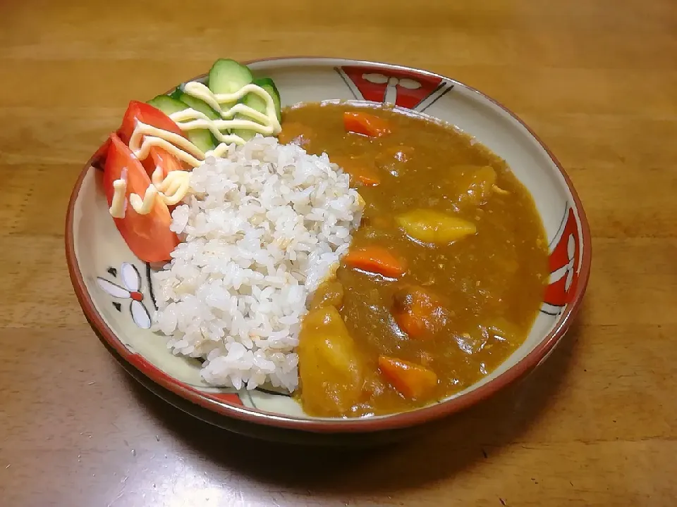 今日の夜ごはんはカレー|ごろうさんさん