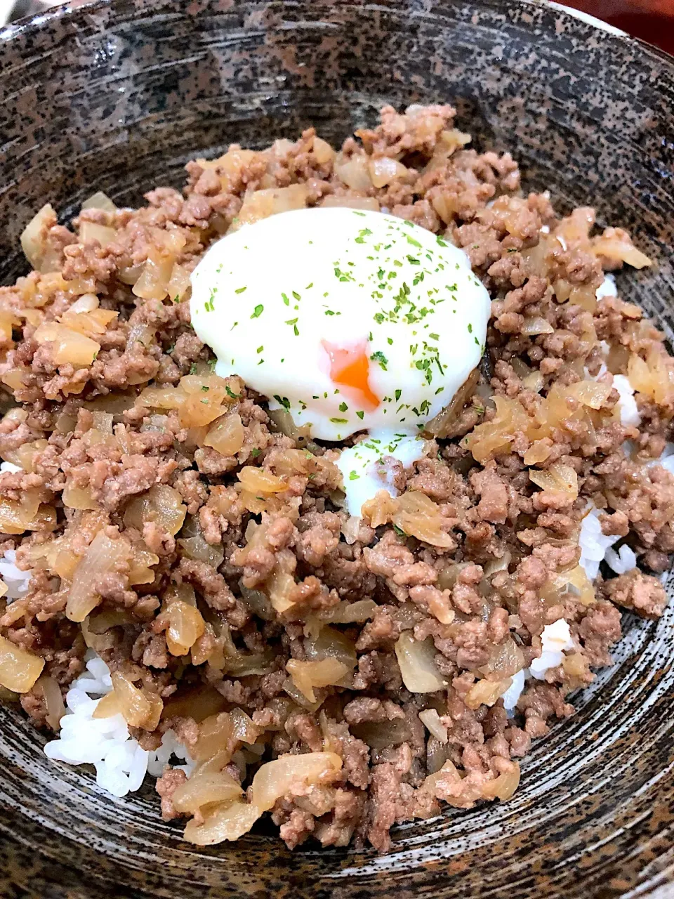 肉味噌丼  温玉のせ|キヨさん