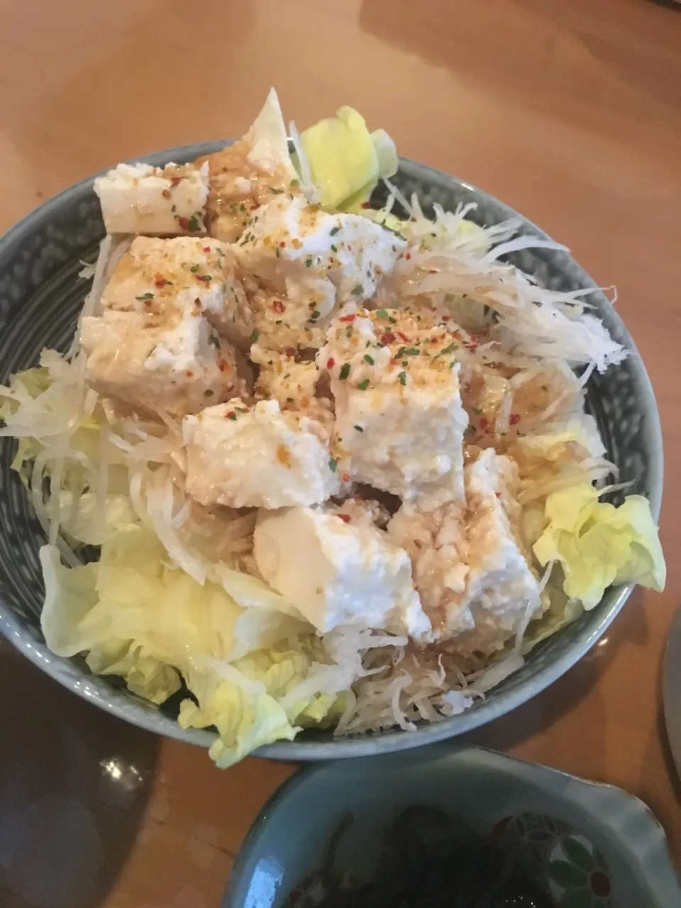 マジックソルトとごま油ポン酢の豆腐サラダ|にゃふてんさん