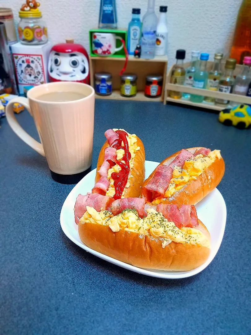 ブランチは、ベーコンとスクランブルエッグのサンド🥖|masaki .fさん