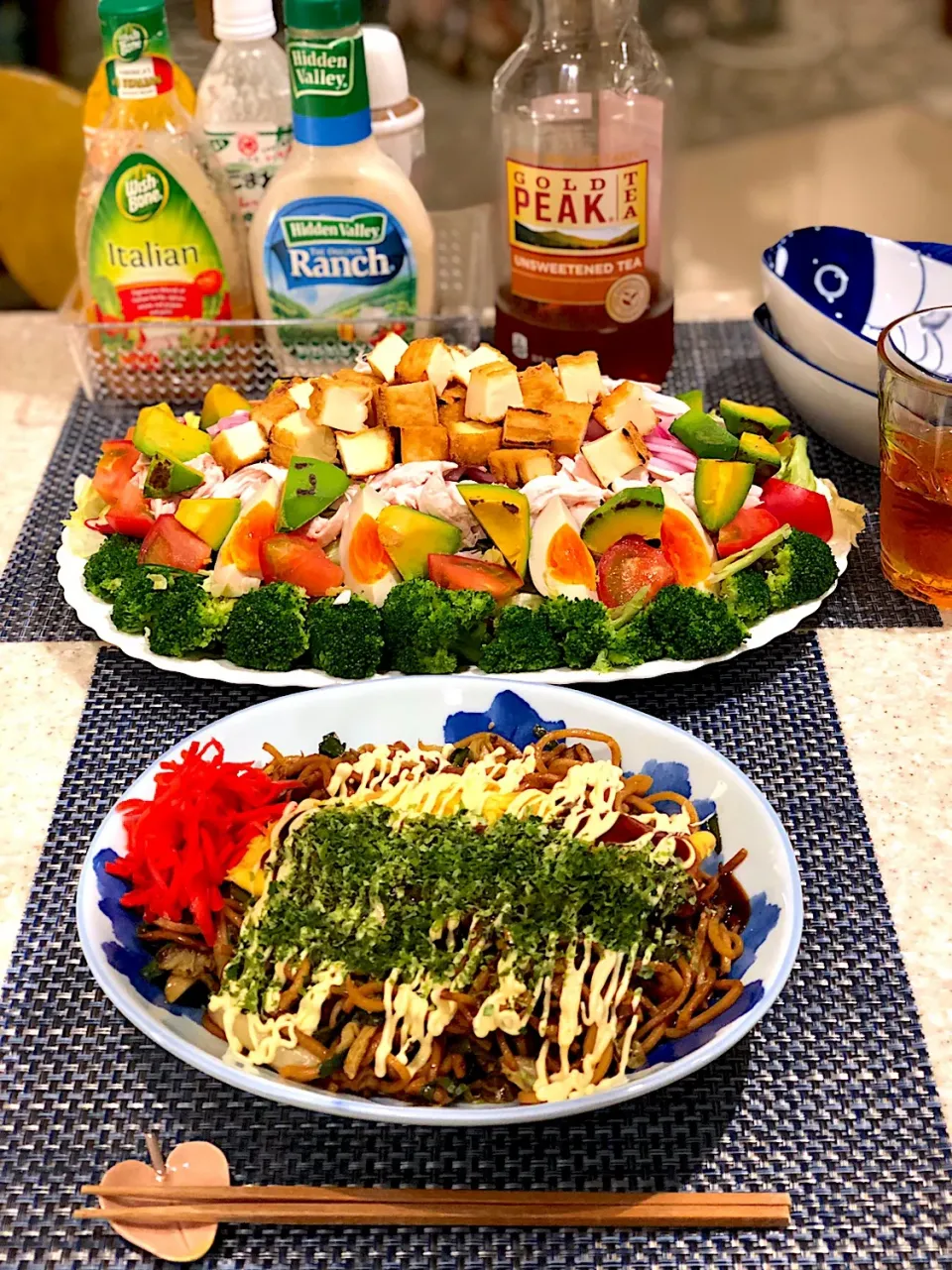 Snapdishの料理写真:オム焼きそば！ 筋肉モリモリサラダ🥗|Mayumiさん