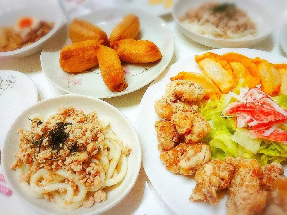 夕食(^ー^)
冷やし坦々うどん
鶏肉竜田揚げ
ポテトチーズ揚げ餃子
いなり寿司
メンマ&煮卵|プリン☆さん