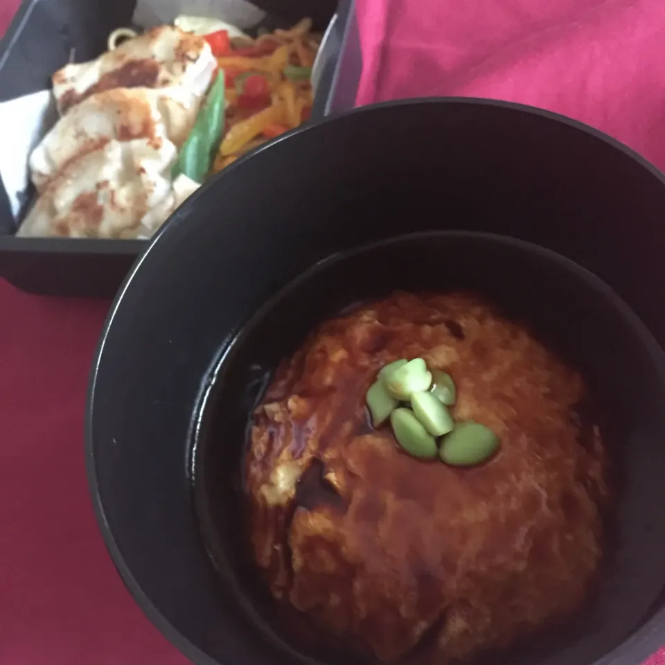 Snapdishの料理写真:黒天津飯の中華弁当|Kさん