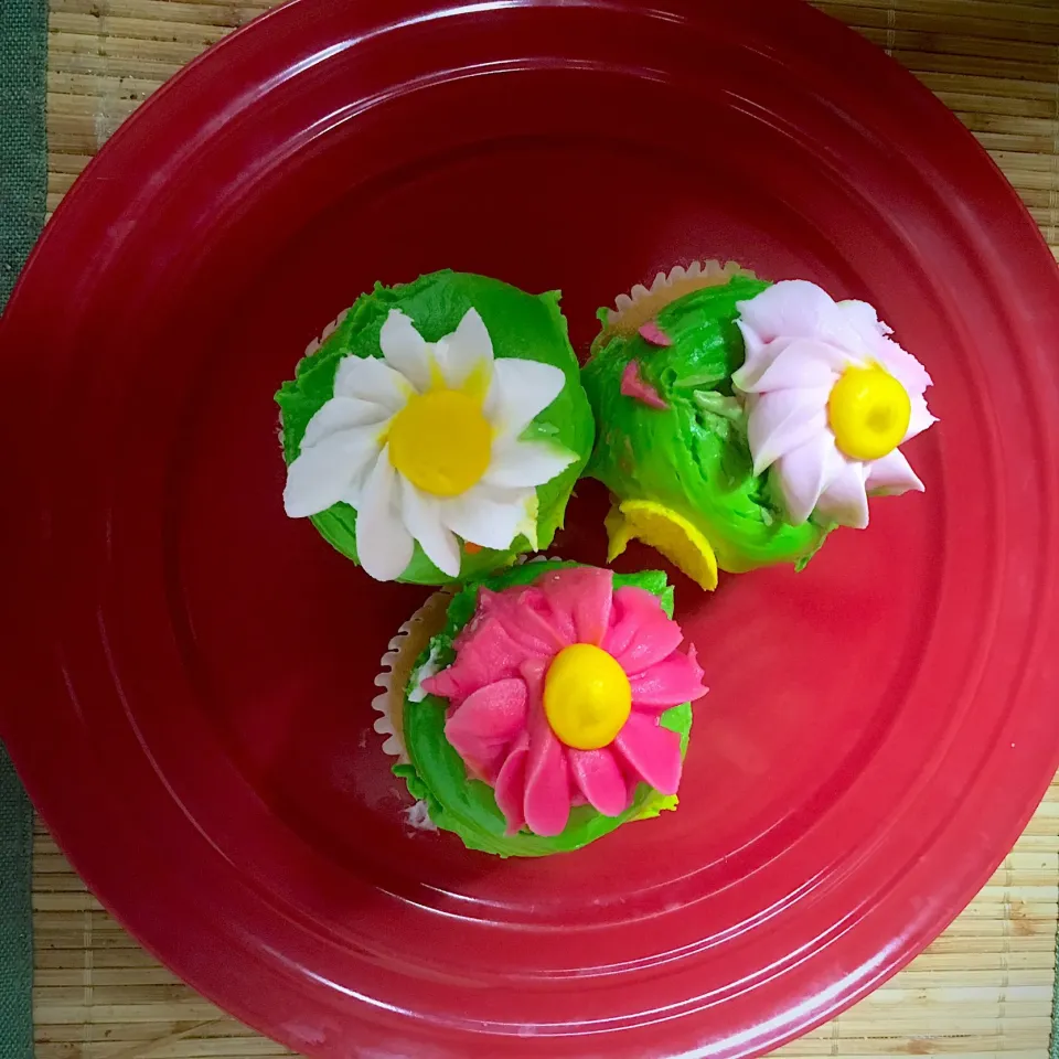 Cupcakes Summertime|Michaels Culinary Adventuresさん