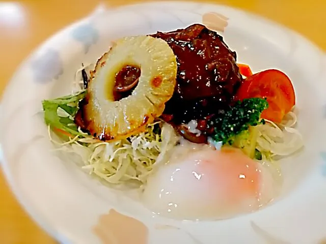 ほんじつのまかない・ロコモコ丼|のも💛さん