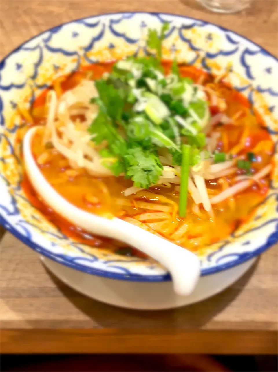 Snapdishの料理写真:トムヤムクンラーメン|chihiroさん