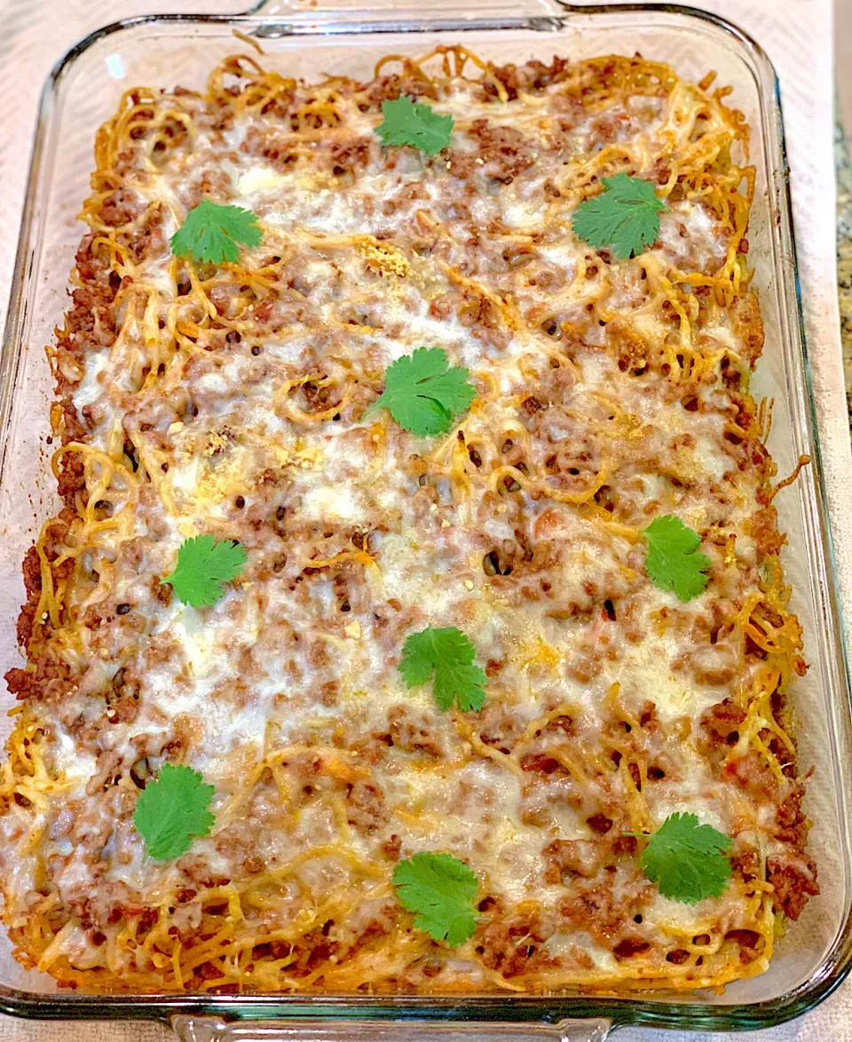 Snapdishの料理写真:Baked Spaghetti 🍝|Alma's Home Kitchenさん