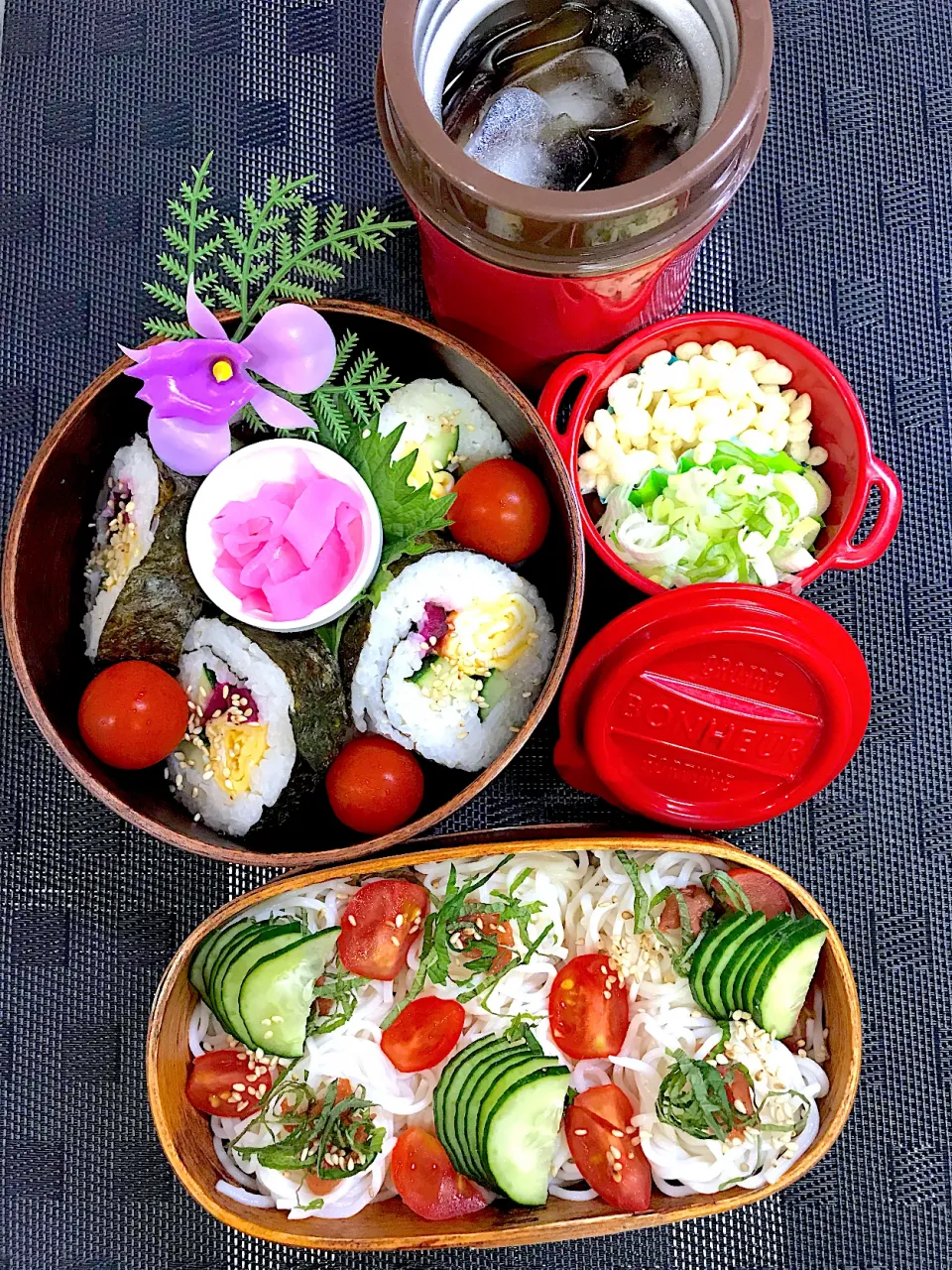 素麺と海苔巻き弁当|みるぴょんさん