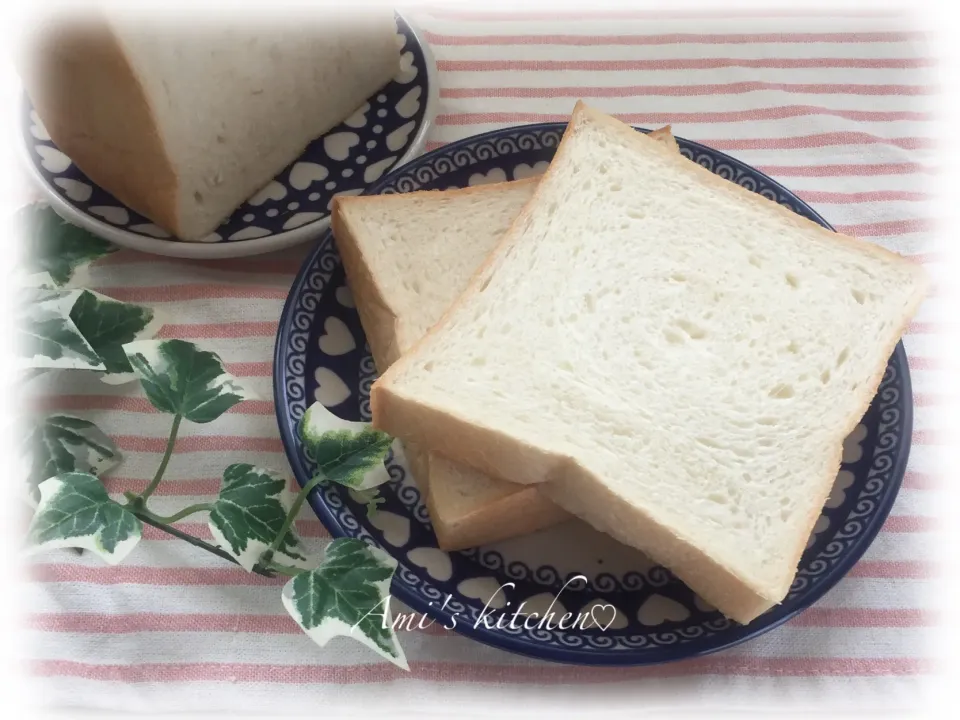 あみさんの料理 おもしろすぎる形…ミルク角食パン😅🍞|あみさん