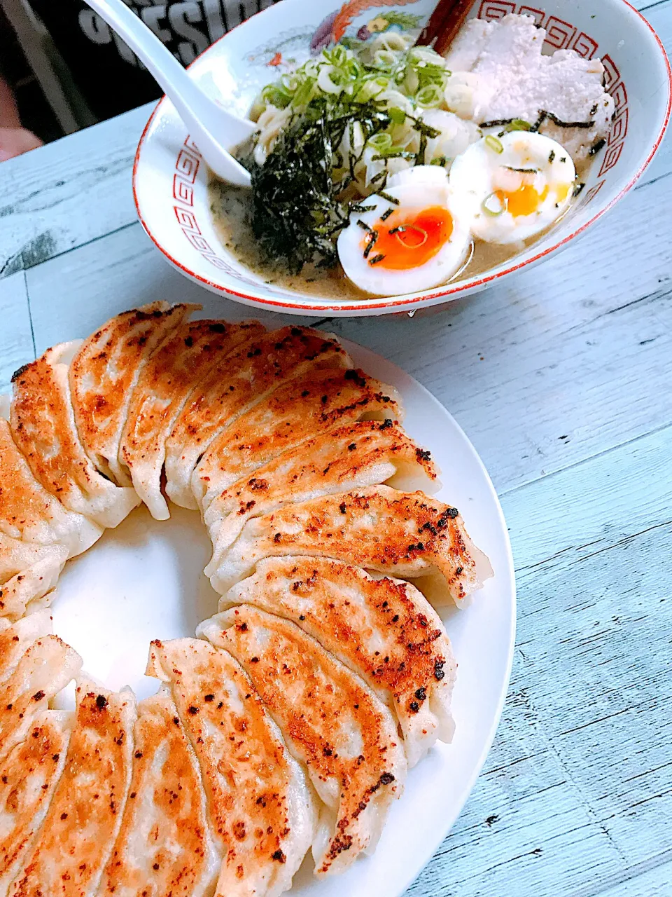 煮干しラーメンと餃子|りーちゃんさん