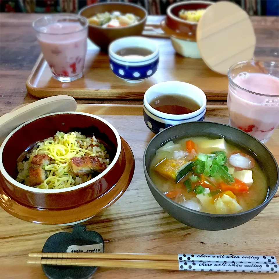 鰻の混ぜご飯定食|ともみさん