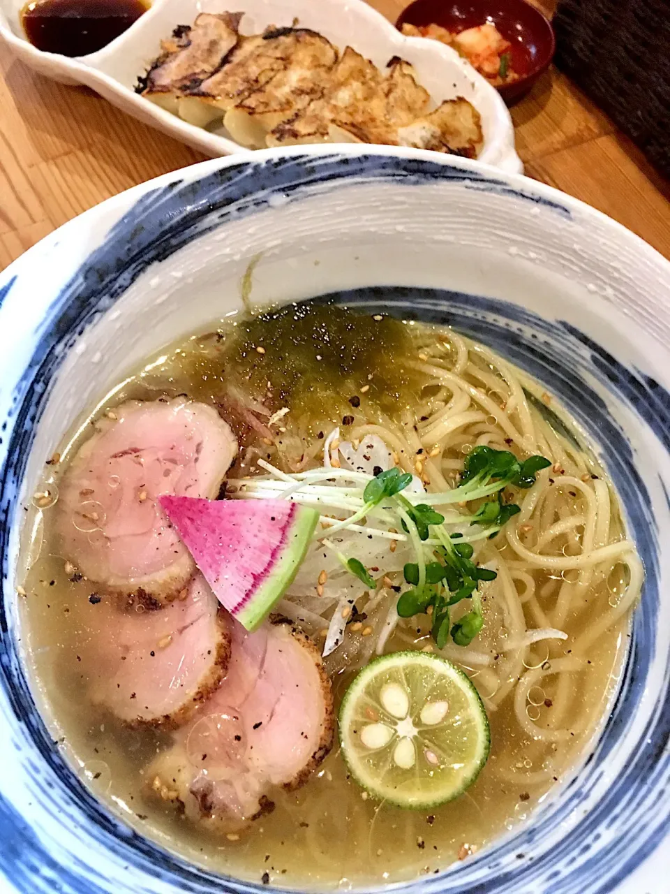 地鶏の冷製塩ラーメン 限定15食|れりさん