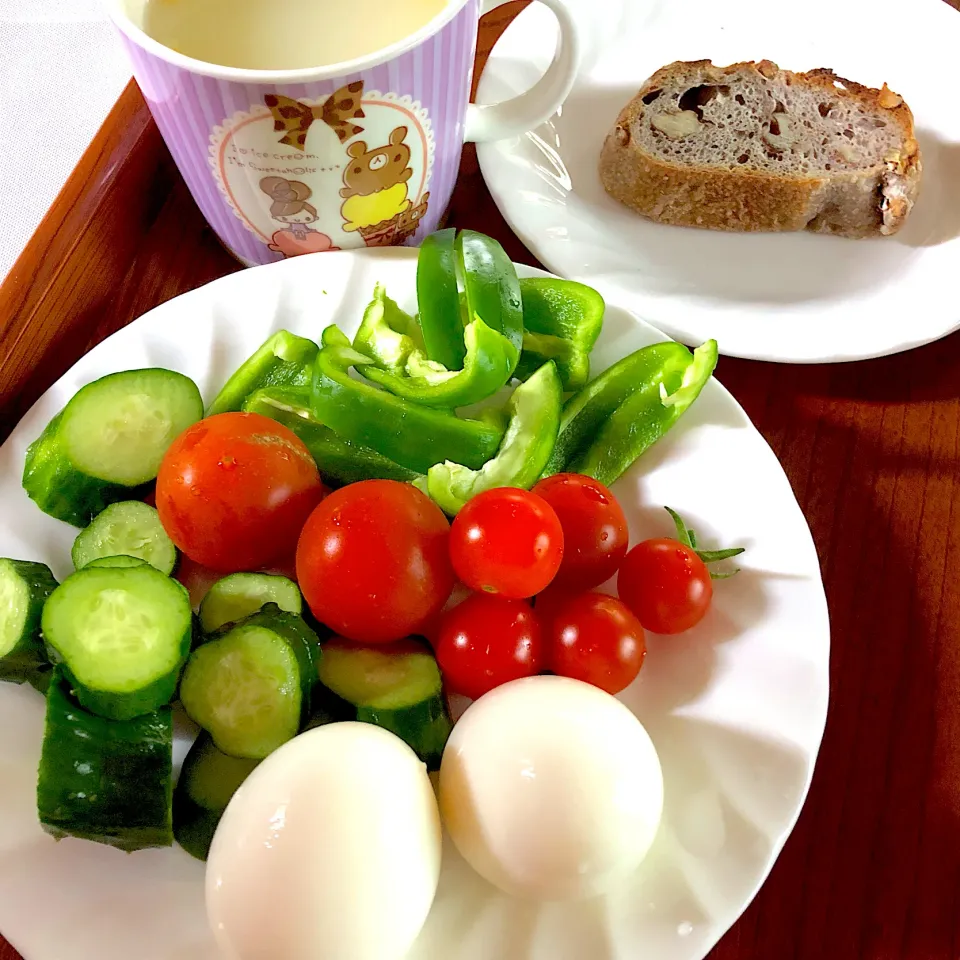 庭で収穫した野菜で手抜き朝ご飯|NAOMI.Nさん