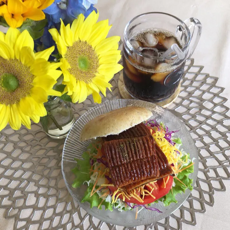 7/27土用の丑の日❤︎うな次郎（うなぎ蒲焼き風）&錦糸たまごベーグルサンド❤︎
🌻🌱🌻🌱🌻|Makinsさん