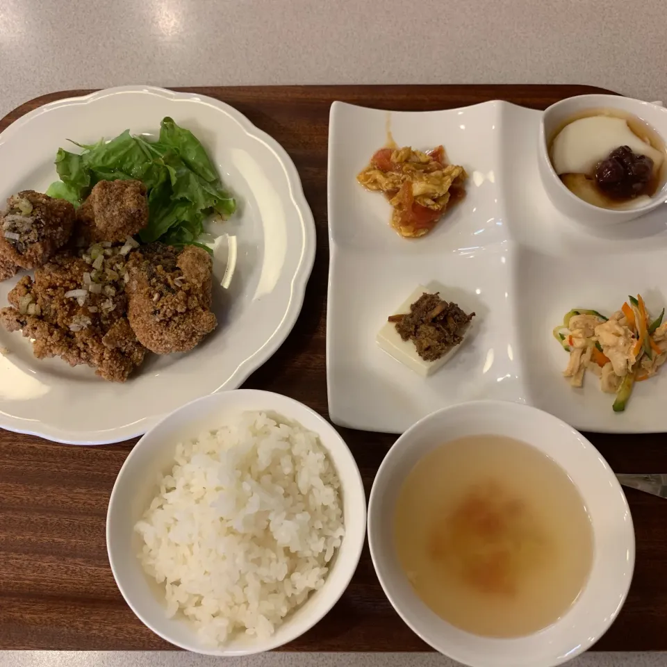 Snapdishの料理写真:塩酢鶏 台湾風香味唐揚げ定食|ともこさん