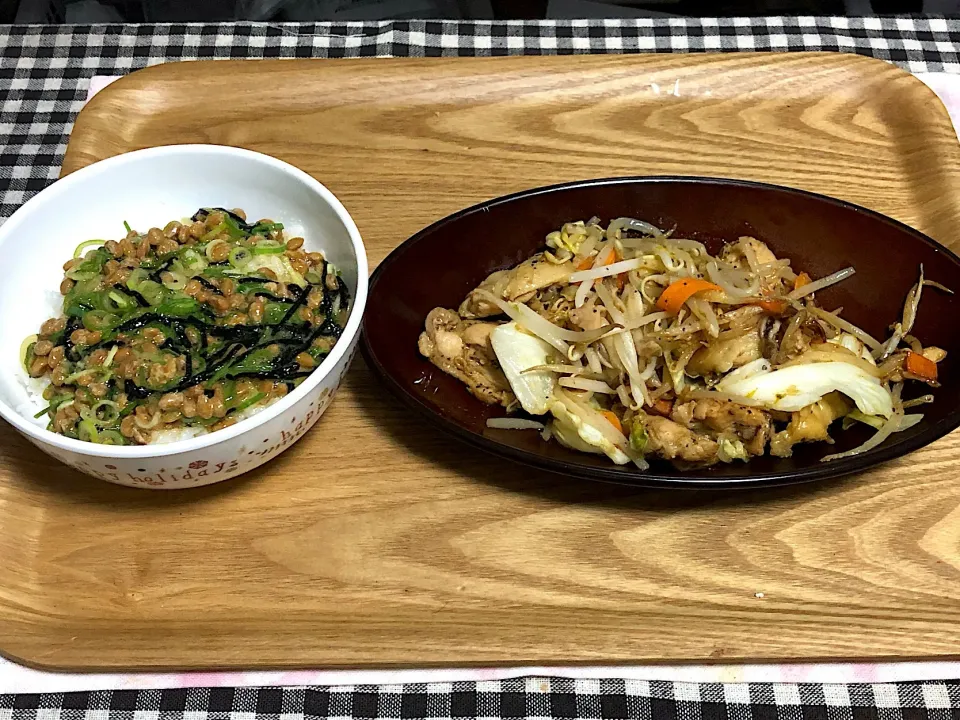 今日の夕食
☆納豆ご飯
☆鶏肉野菜炒め|まぁたんさん