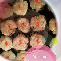 Snapdishの料理写真:Dimsum Rumput Laut|rumah fawazさん