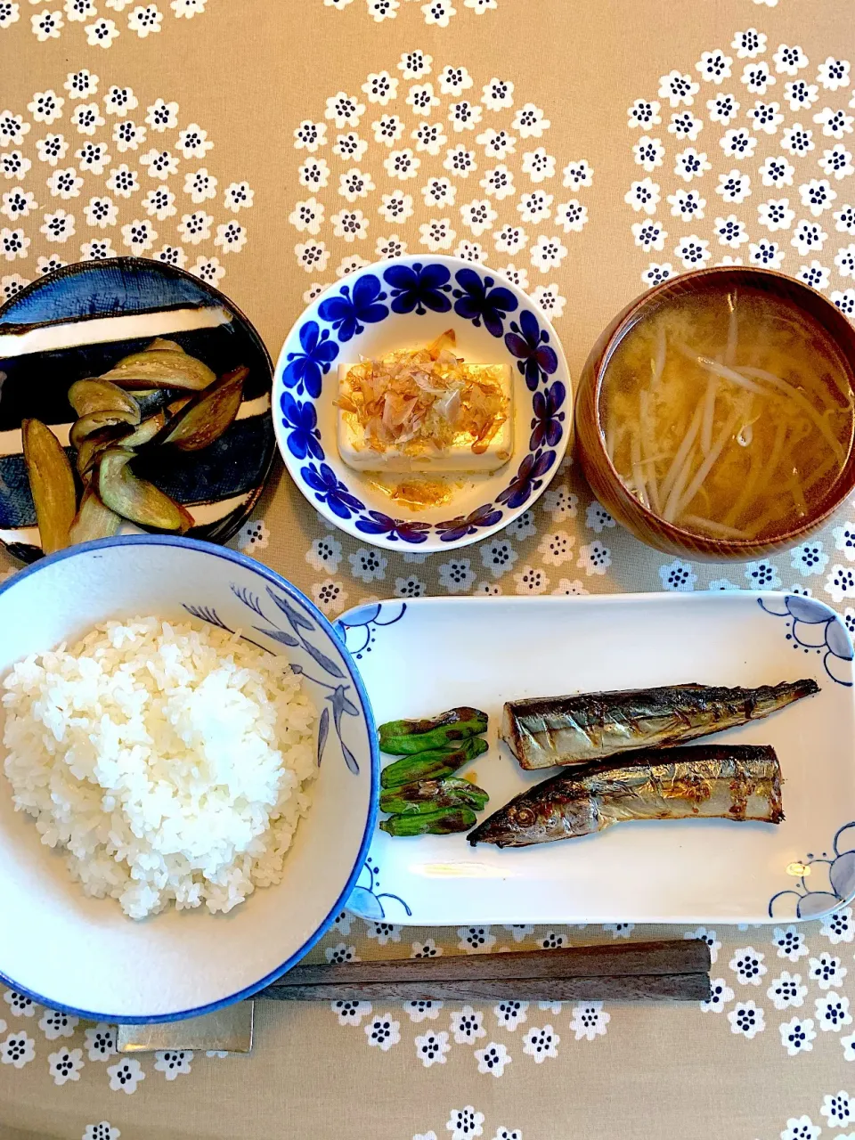 焼き魚で和朝食|えのさん