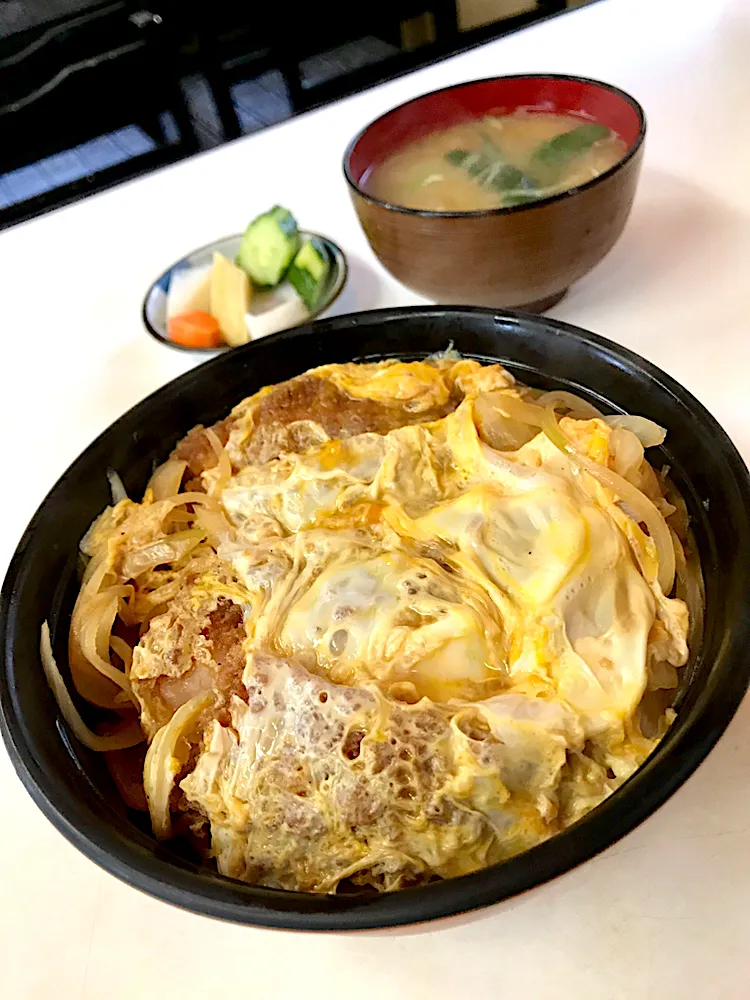 Snapdishの料理写真:✨漢のかつ丼✨|中さんさん