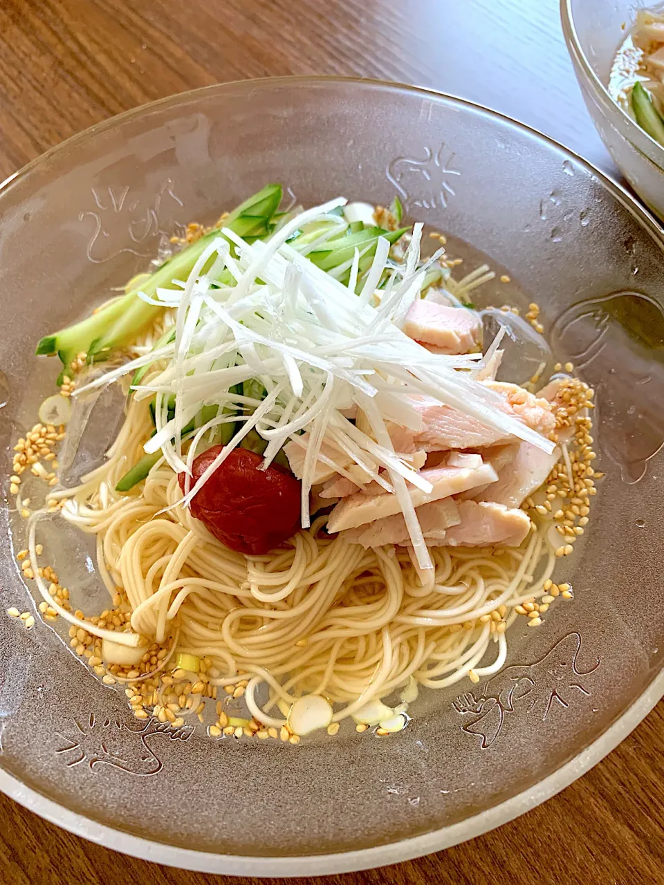 そうめん。夏ですね〜🍉ごま油の濃口が近所のスーパーになくて探したぁ(^◇^;)|美也子さん