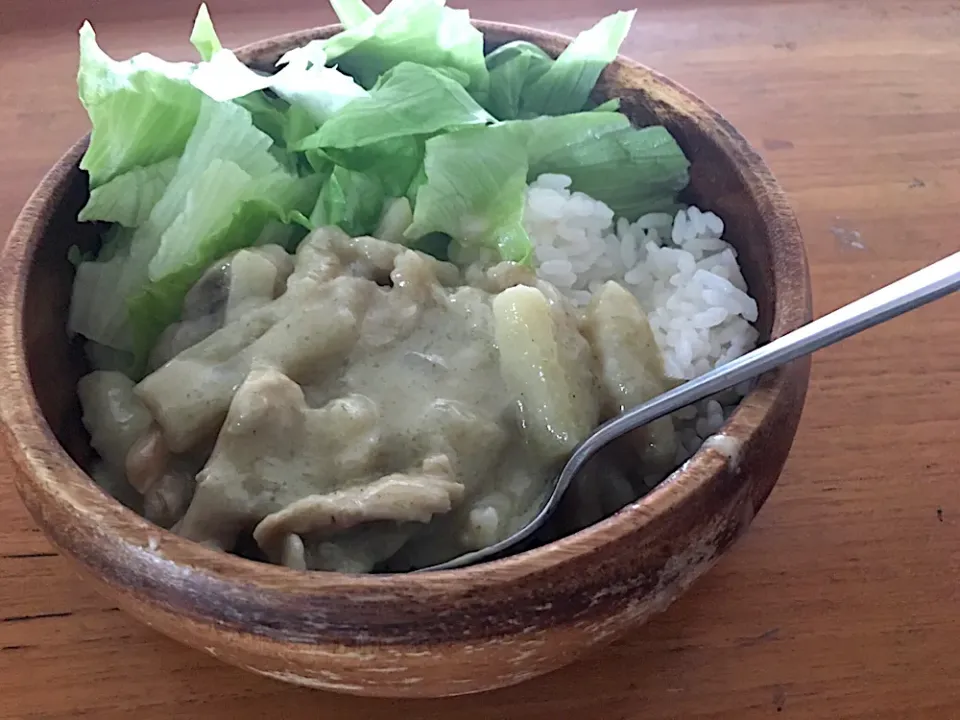 暑い夏の日のタイカレー🇹🇭🍛|にゃふてんさん