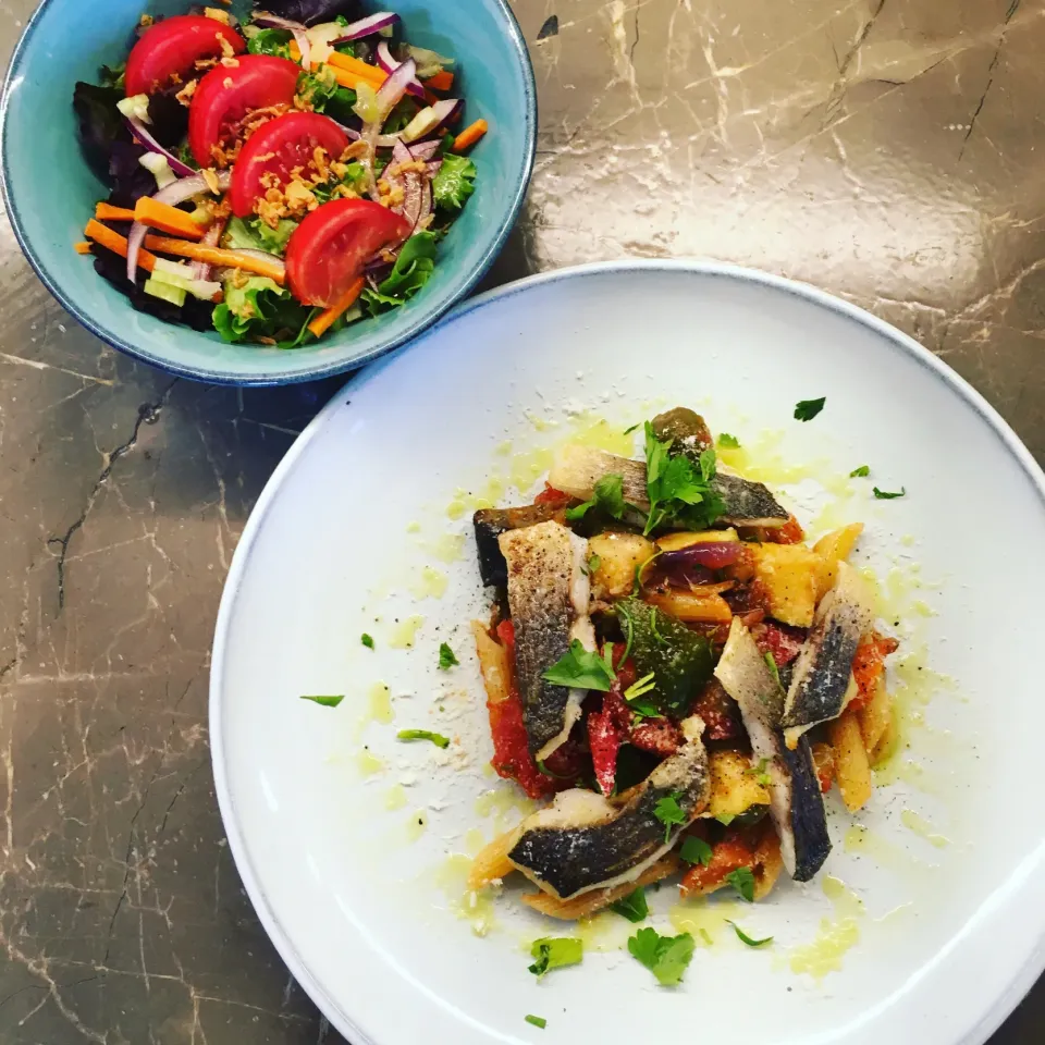 Penne with ratatouille,sea bream,and lazzy salad|tさん