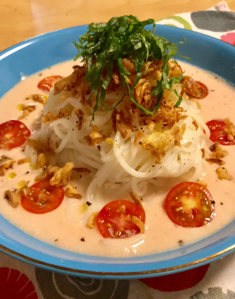 トマトと大豆の簡単ビーガンそうめん|ふーみんさん