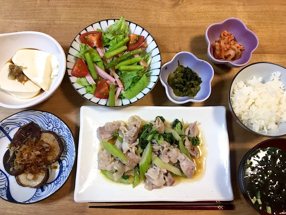 豚肉とセロリのガーリック炒め定食|かおちゃんさん