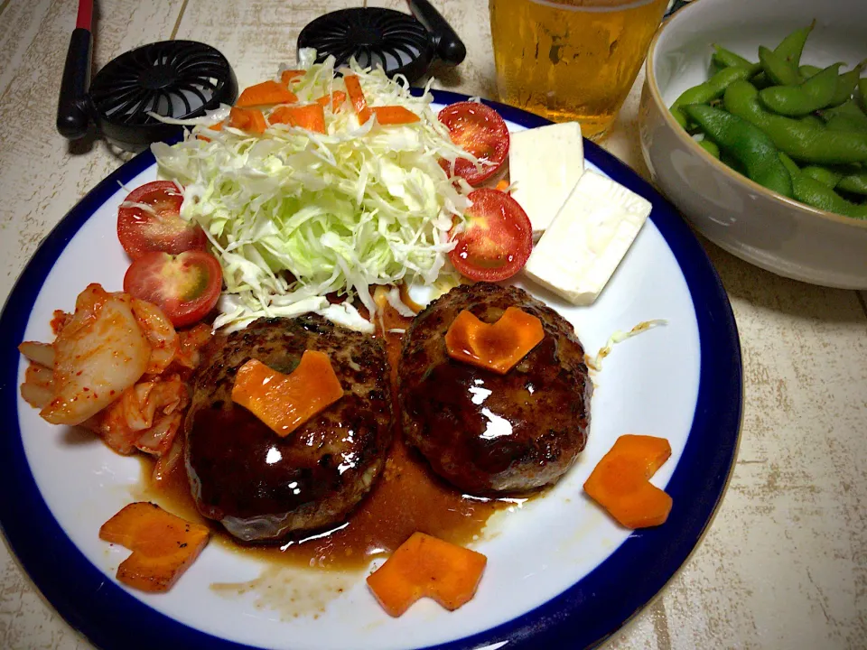 今日の男飯絆(*･ω･)猛暑日の夜テニス後のワンプレートおつまみ↑↑↑ラブ注入ハンバーグで泣いて笑った泪の塩気で熱中症対策(￣▽￣;)|ひーちゃんさん