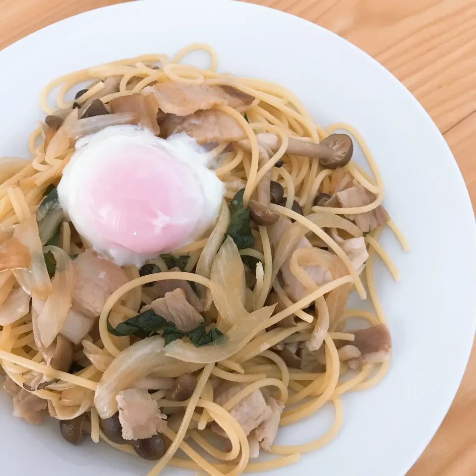 Snapdishの料理写真:さっぱり大葉入キノコとベーコンのパスタランチ＃)`Д´)|サチャンさん