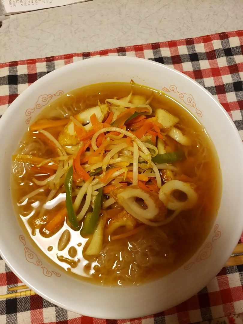 シャキシャキもやしと野菜のこんにゃく麺ラーメン風☆|Liyさん