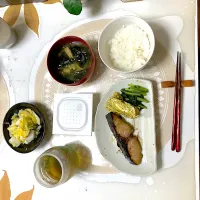 Snapdishの料理写真:おさかな定食|はちみりさん