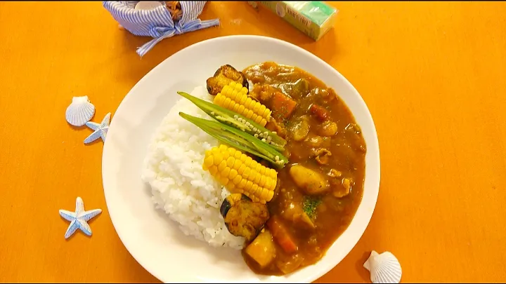 💕夏野菜カレー♡トッピング色々💕|yuiママさん