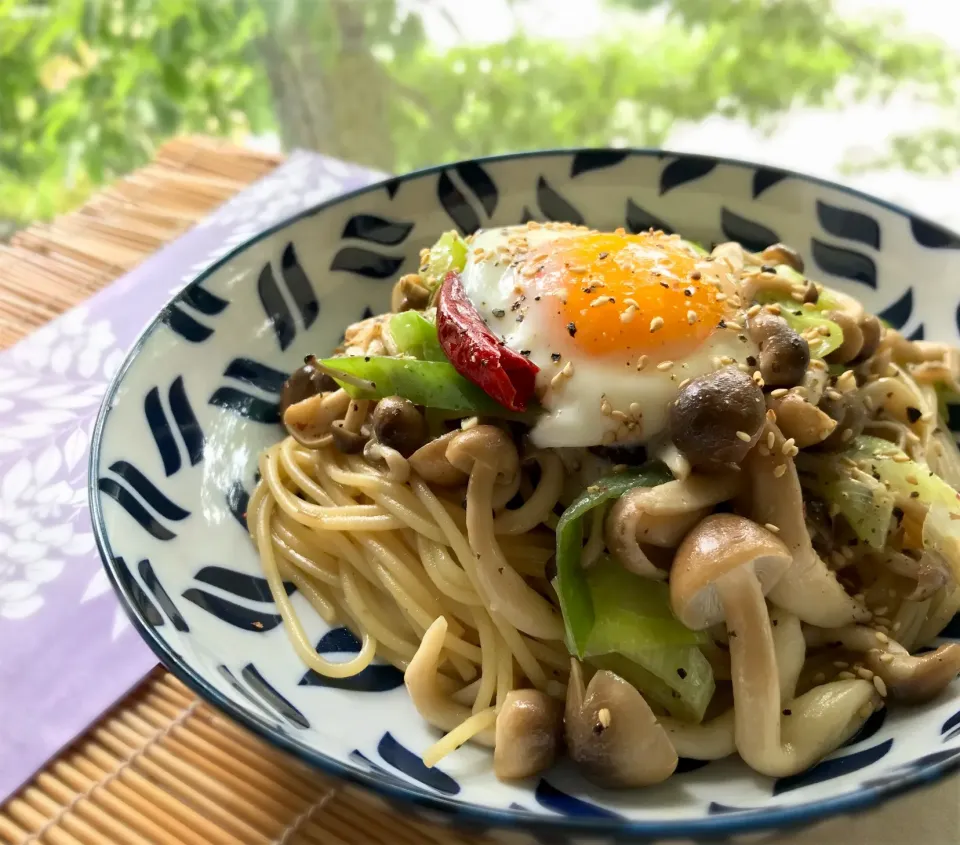 Snapdishの料理写真:昼ごはん  ごまポン和風パスタ|砂雪さん