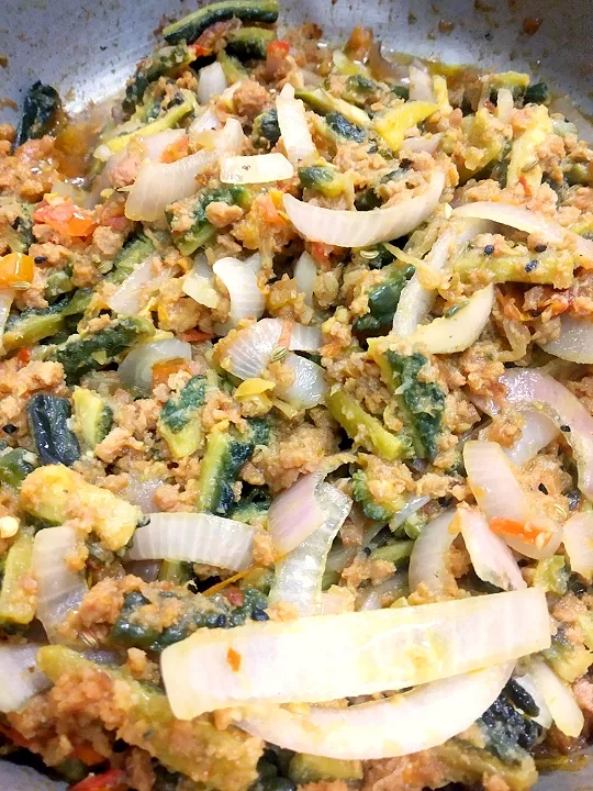 bitter gourd stir fry with mince|hinaさん