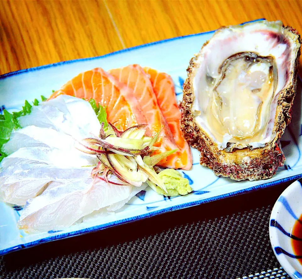 Snapdishの料理写真:岩牡蠣 太刀魚などのお造り#料理研究家指宿さゆり|【公式】料理研究家　指宿さゆり≫ｽﾀｼﾞｵ（ｽﾀｯﾌ運営）さん