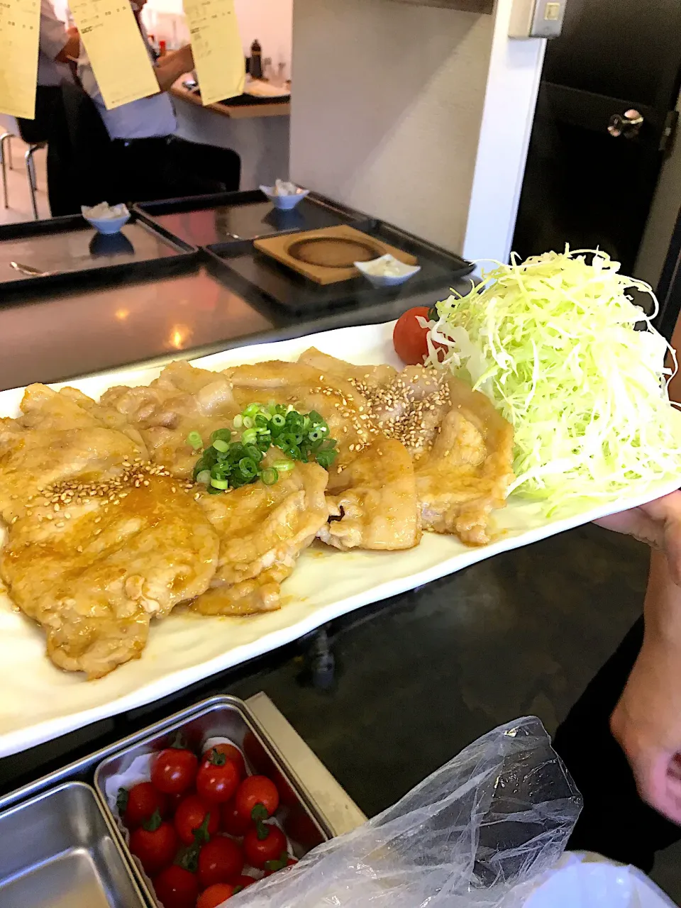 豚肉屋さんの生姜焼き❗️生姜がたっぷりスタミナ定食^_^|marioさん