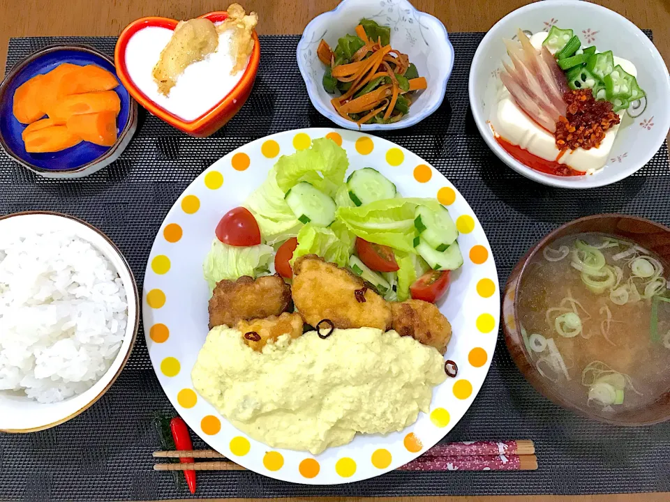 Snapdishの料理写真:チキン南蛮定食|ゆうかさんさん