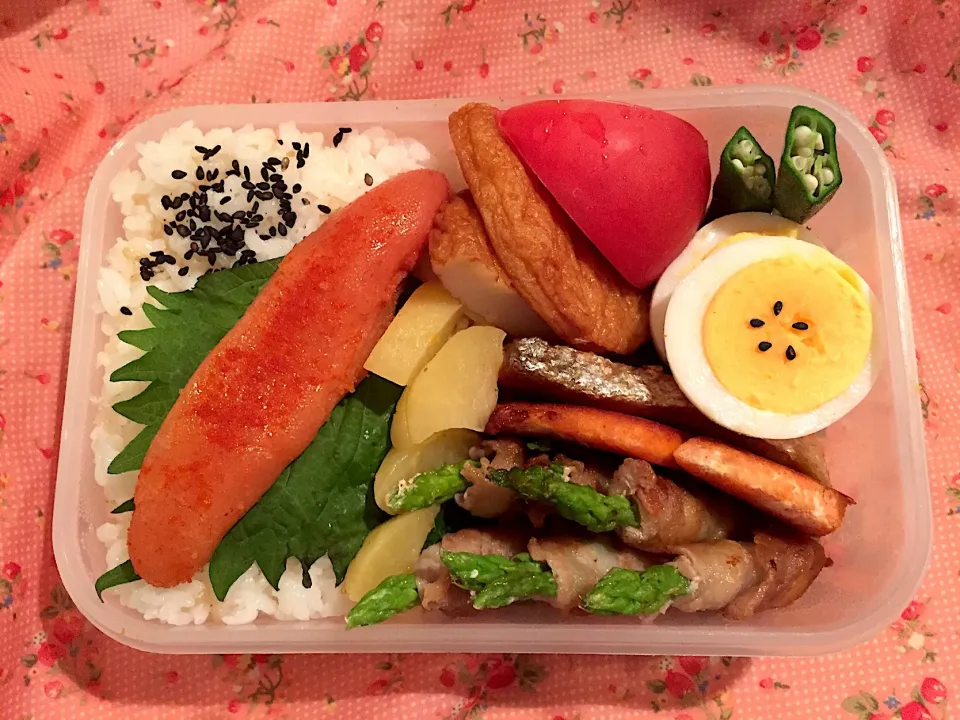 Snapdishの料理写真:2019年8月3日
旦那さんのお弁当🍱👨‍✈️👨‍🔧👷🏻‍♂️🚊💞💪🏼❤️✌️|Kodomo Cookingさん