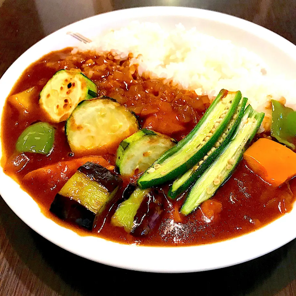 夏野菜カレー🍛|Kouki Tanabeさん