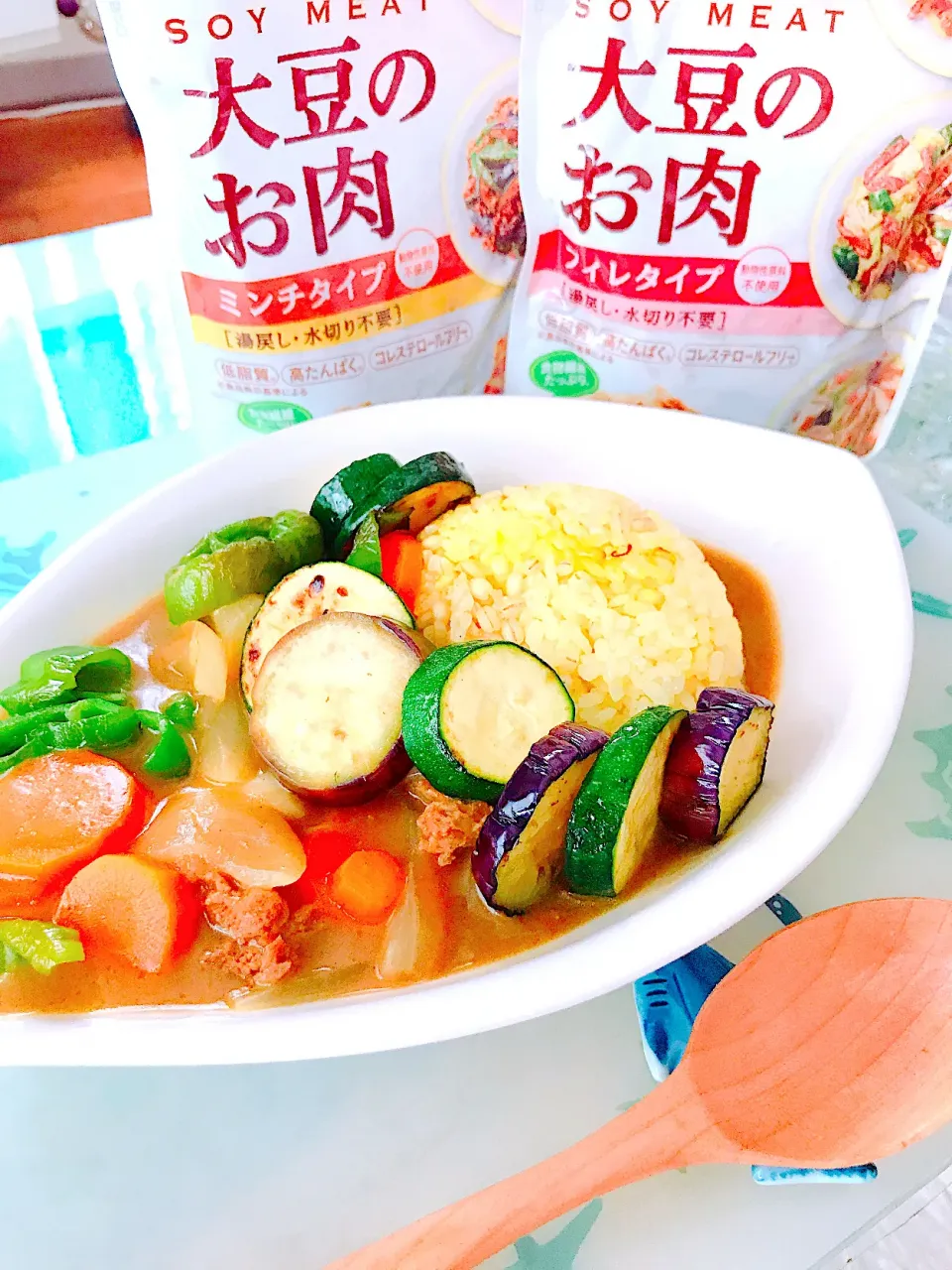 マルコメさんのモニター当選あざます！早速大豆のお肉ブロックタイプで夏野菜グリーンカレー( ﾟДﾟ)ｳﾏｰ|舞さん