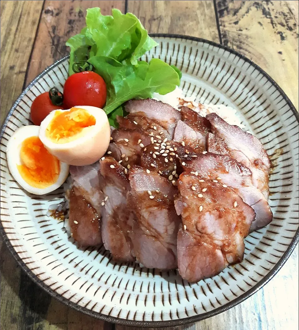 Snapdishの料理写真:チャーシュー丼|ナオミさん