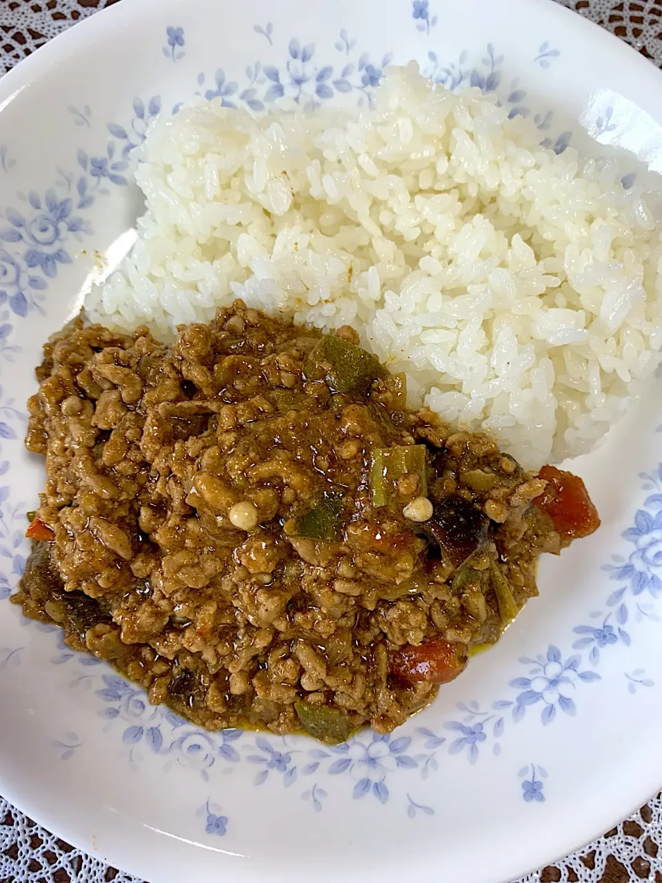 夏野菜のキーマカレー🍛|iguigupopさん