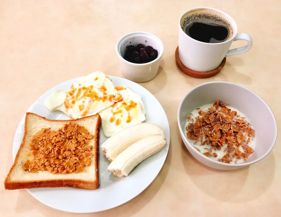 🥯日常の朝ごはん🍞 贅沢ver.|Rina (˶‾᷄ ⁻̫ ‾᷅˵)さん