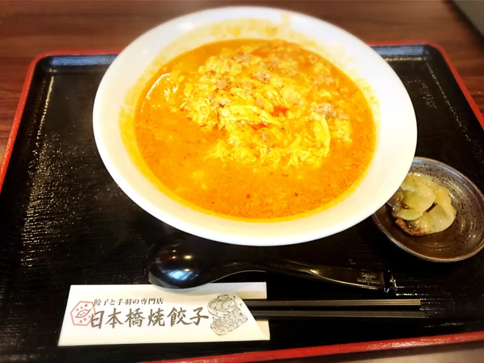 Snapdishの料理写真:炎の玉子麺 ¥690（ランチ）|Blue Moon Caféさん