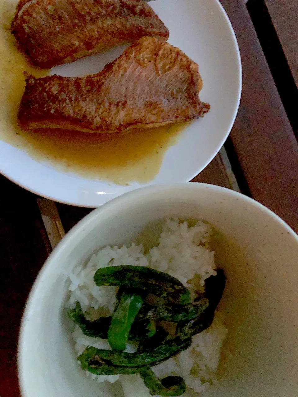 Pan roasted fish with buerre blanc, rice and blistered shishito|Chris Shannonさん