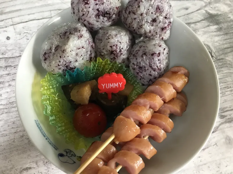 Snapdishの料理写真:夏休み弁当〜今日は手で食べれる置き弁〜|こむぎさん